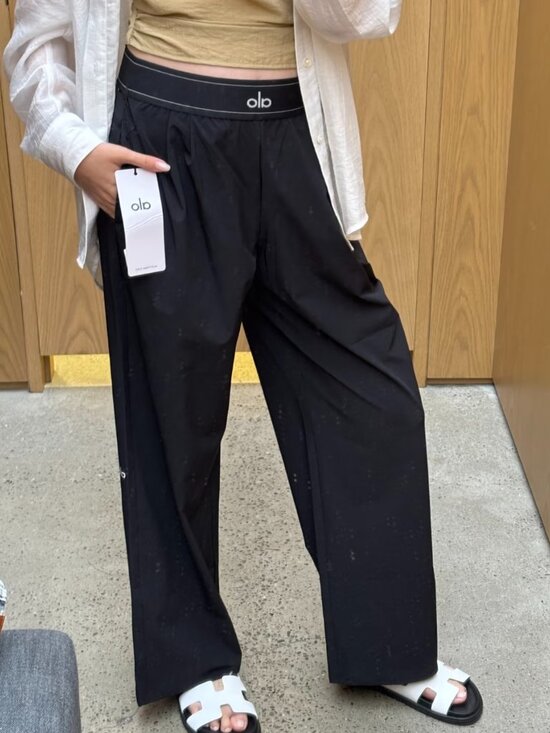 ALO Yoga Pants - Brand New Alo Yoga Black Suit Up Trouser Casual (Regular 30" Inseam)📫